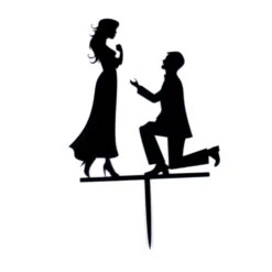 Kniefall Vor Frau / Kuchenstecker