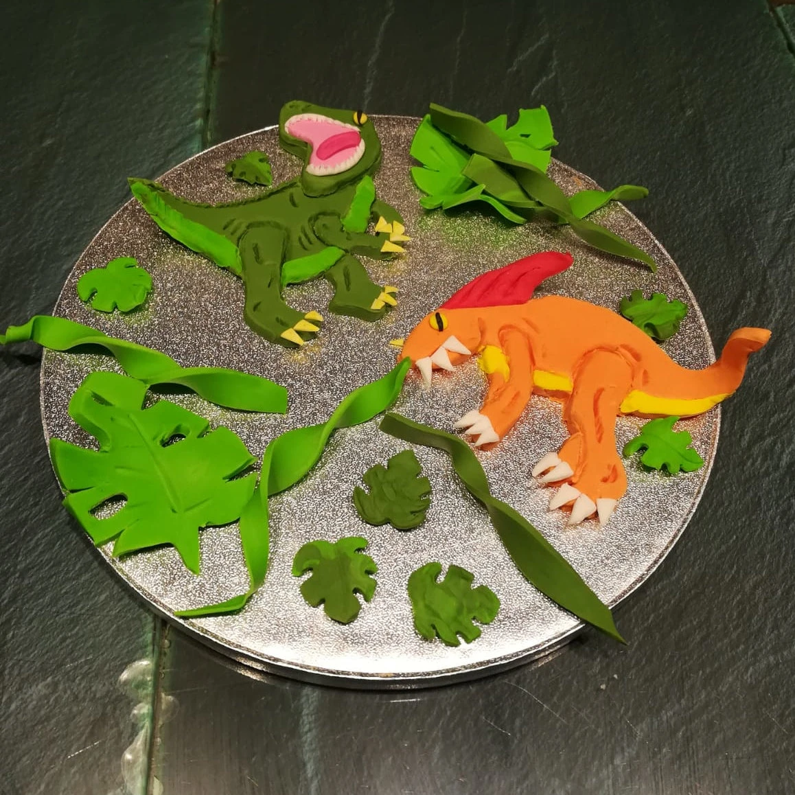 Dinos Aufleger Modelliert – Bild 2